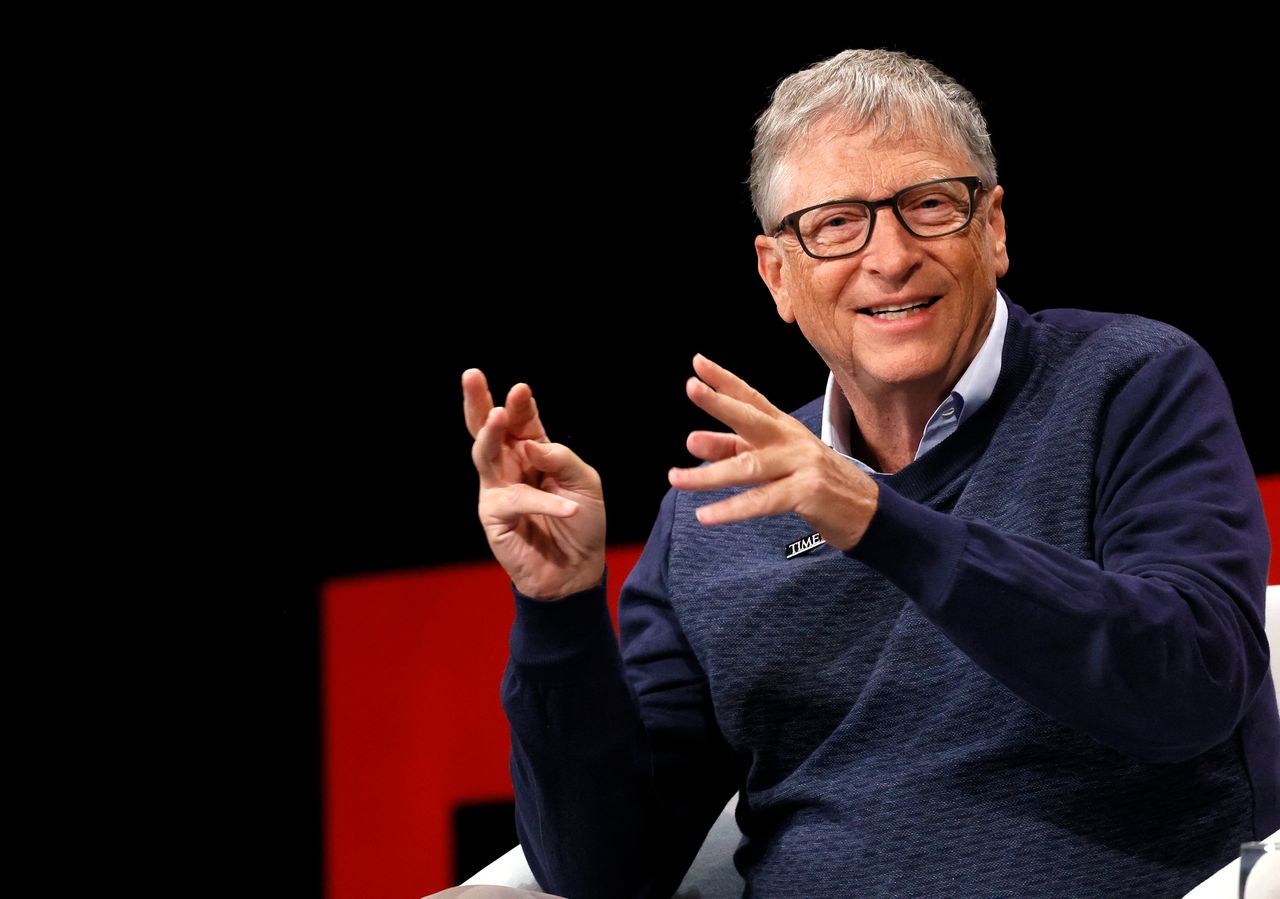 Bill Gates said he doesn't own any cryptocurrency because it isn't 'adding to society'