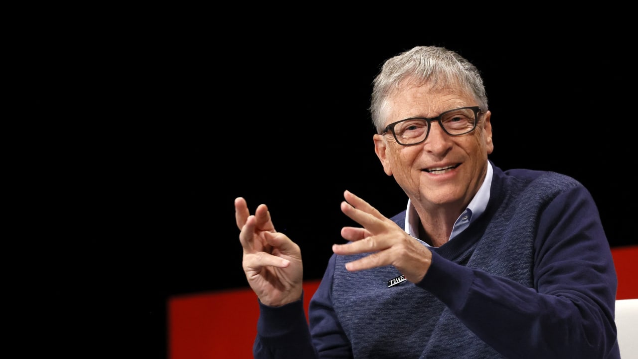 Bill Gates said he doesn't own any cryptocurrency because it isn't 'adding to society'