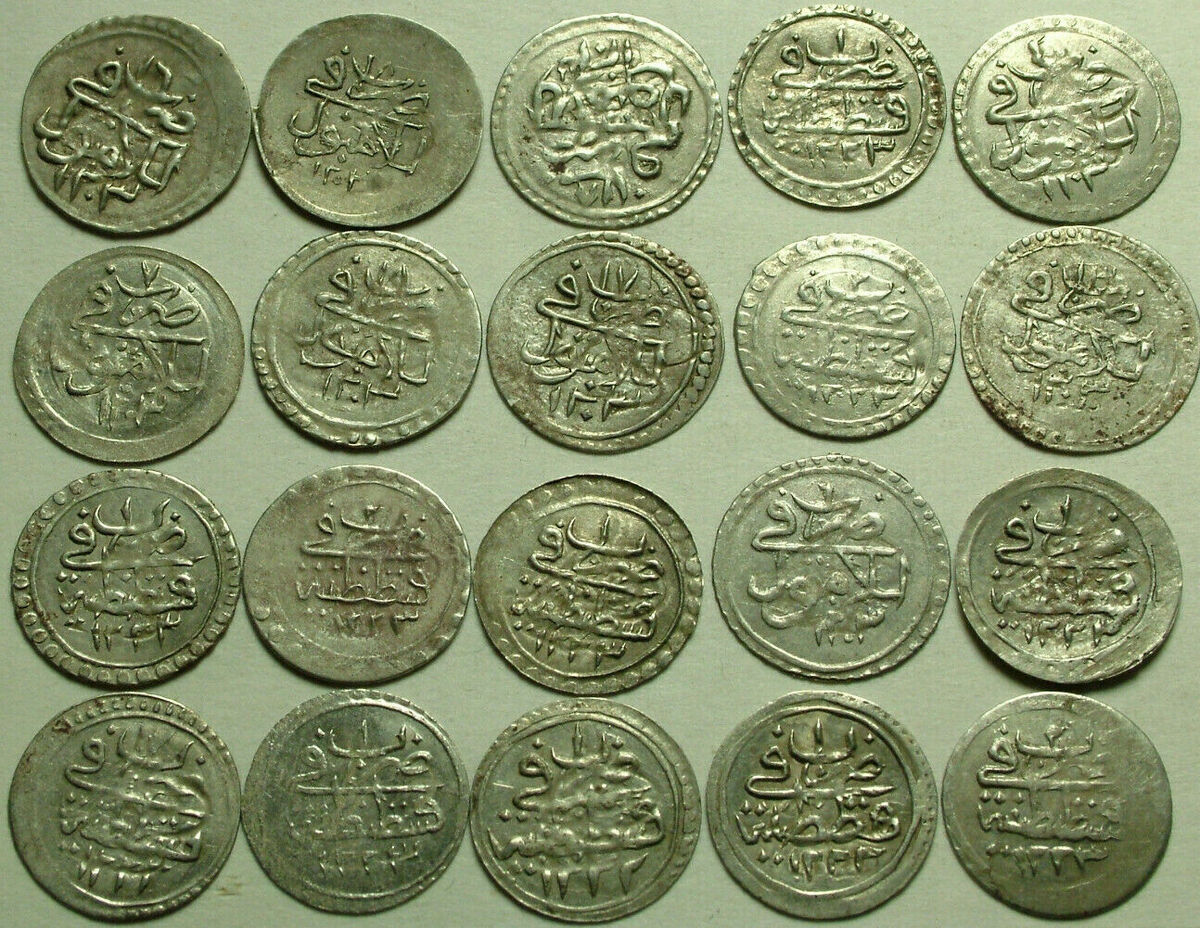 Arabic Coins Photos and Premium High Res Pictures - Getty Images