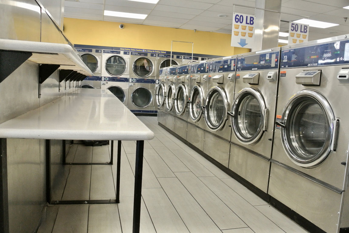 Wash and Fold Laundry Service Baton Rouge | 24/7 Coin Laundry