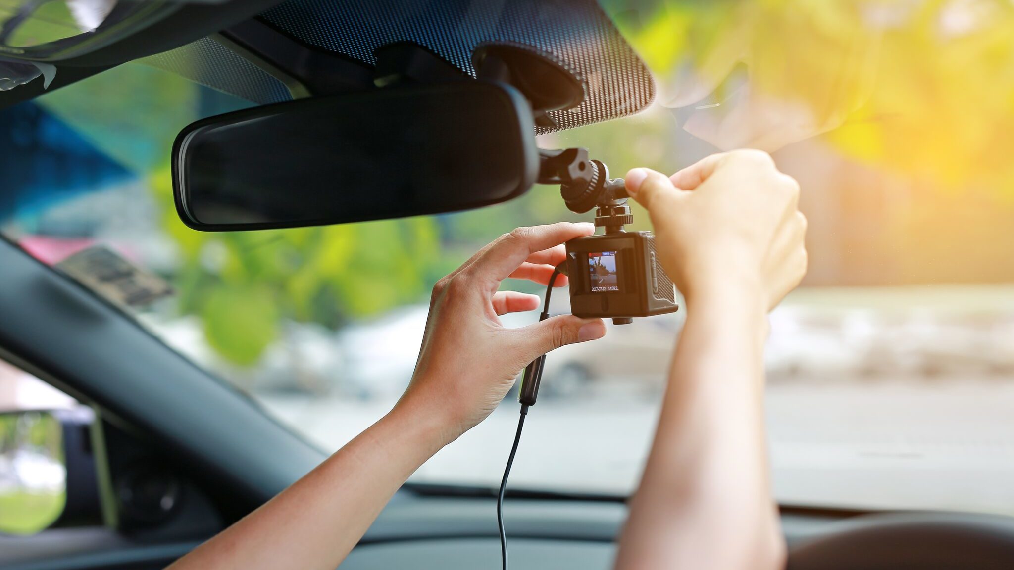 5 Questions to Ask Before Buying a Dash Camera for Your Car