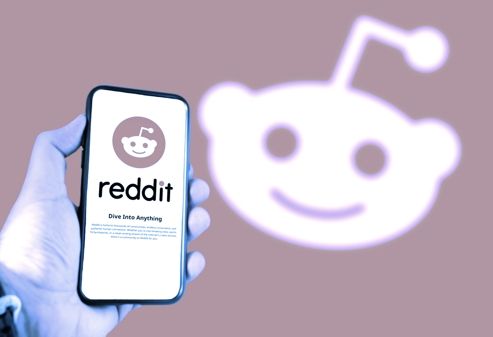 Reddit Follows Twitter's Lead, Tests NFT Profile Pictures