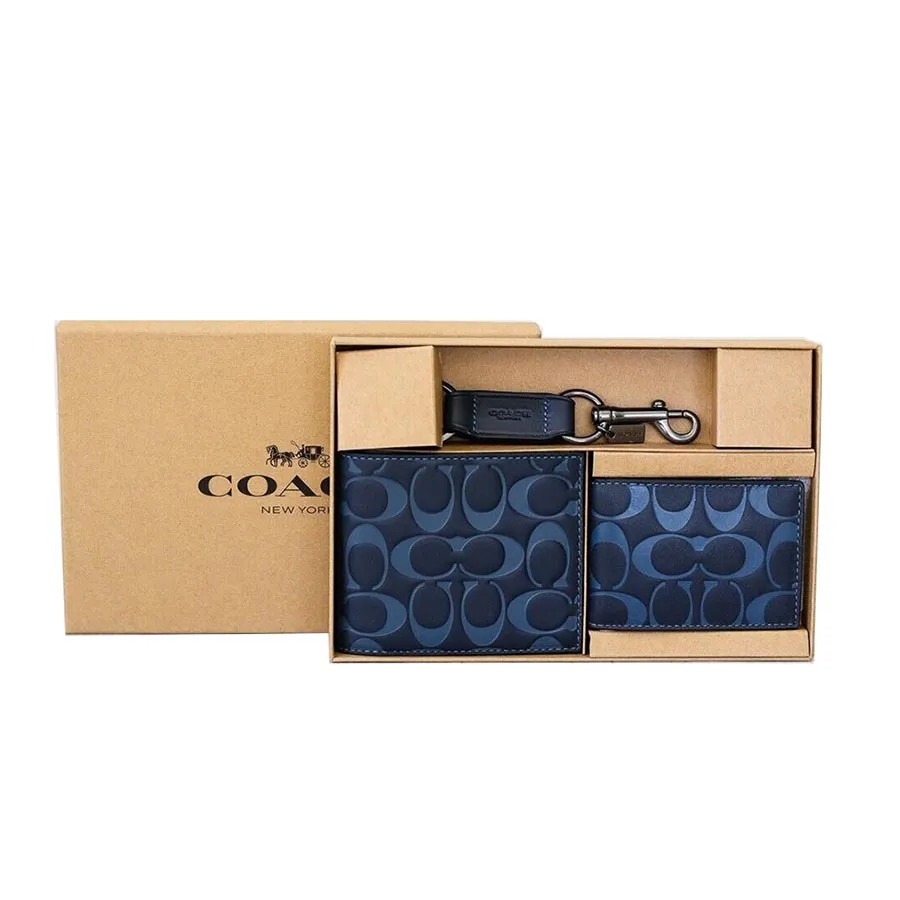 Coach Outlet Boxed 3 In 1 Wallet Gift Set | Shop Premium Outlets