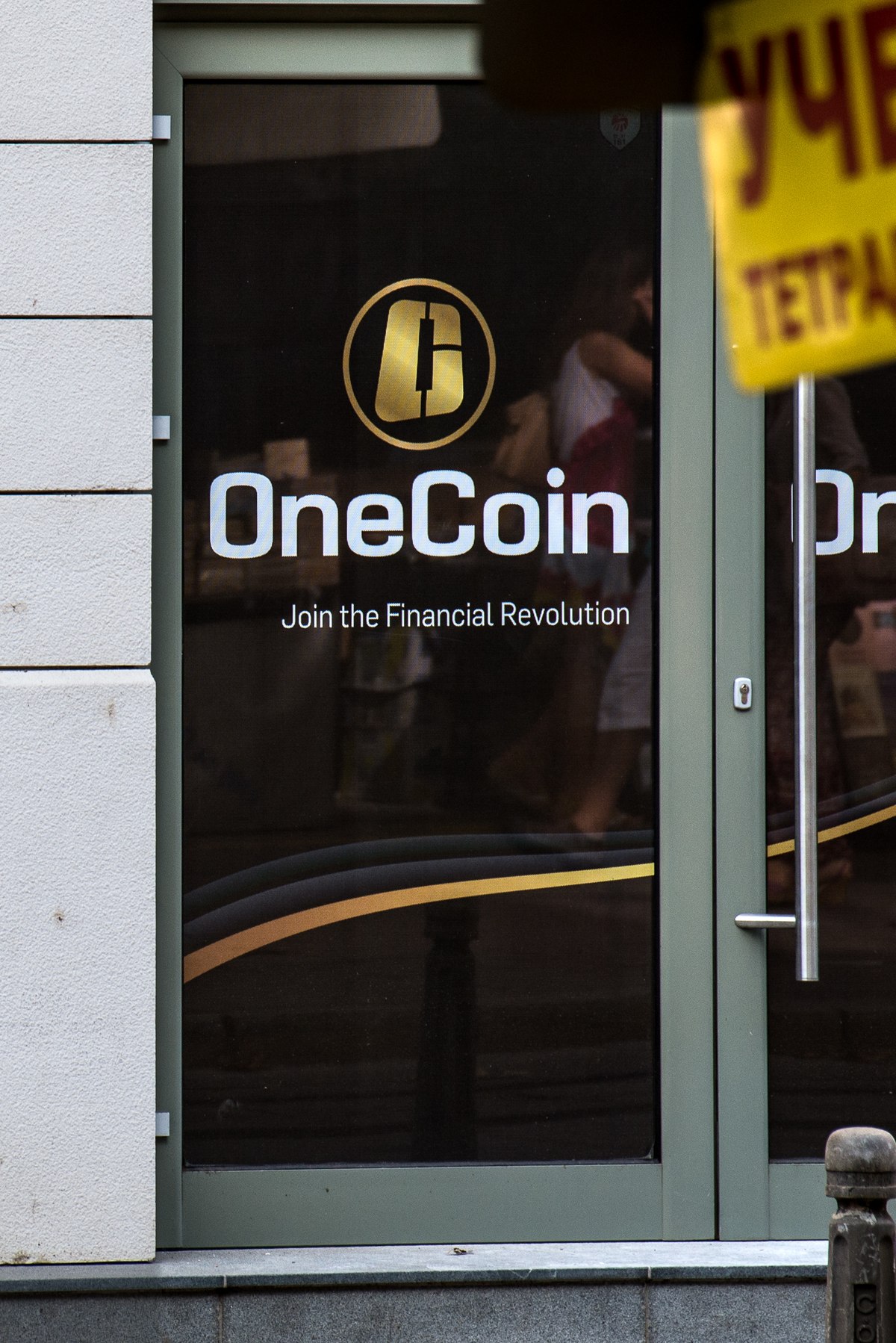 OneCoin pivots to travel discounts, skin care & forex fraud