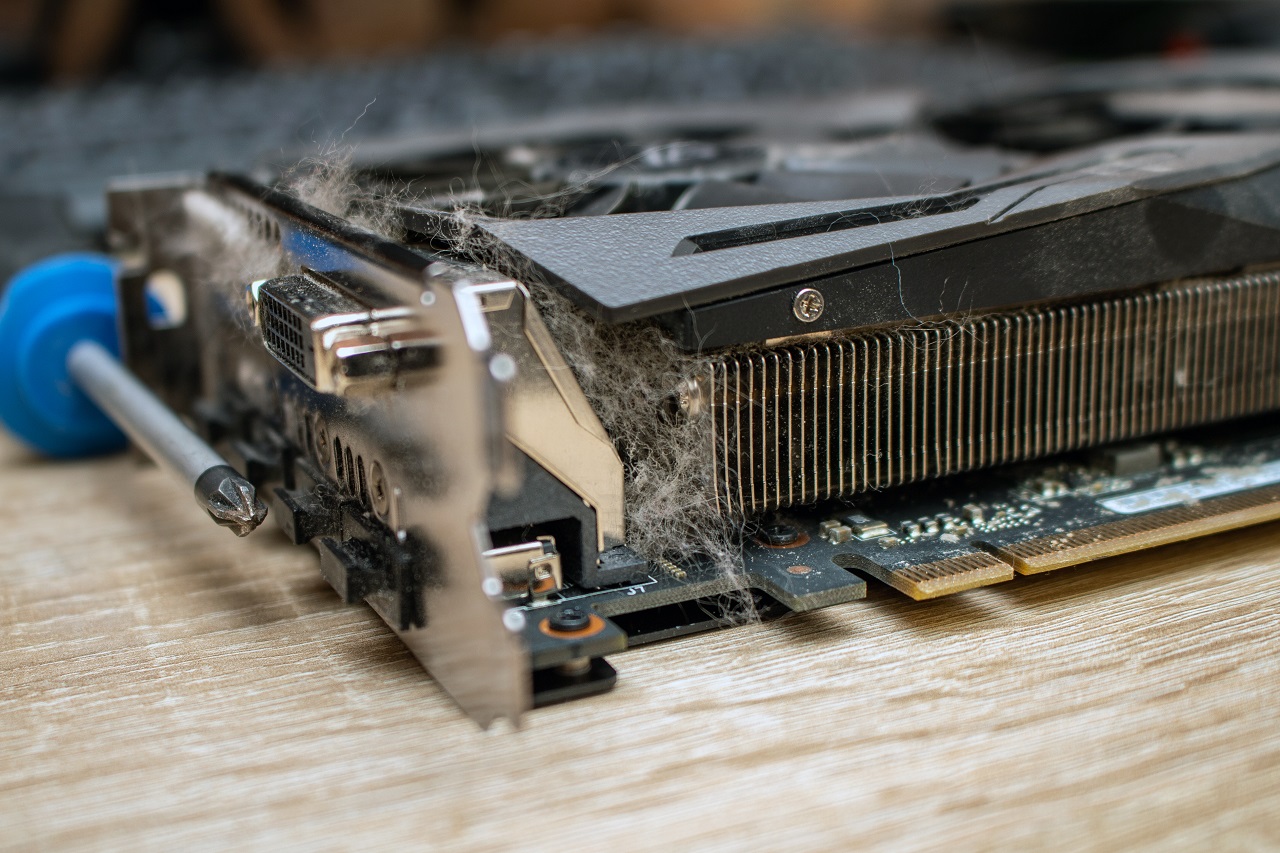 Should you buy a used GPU for gaming or mining? [Guide]