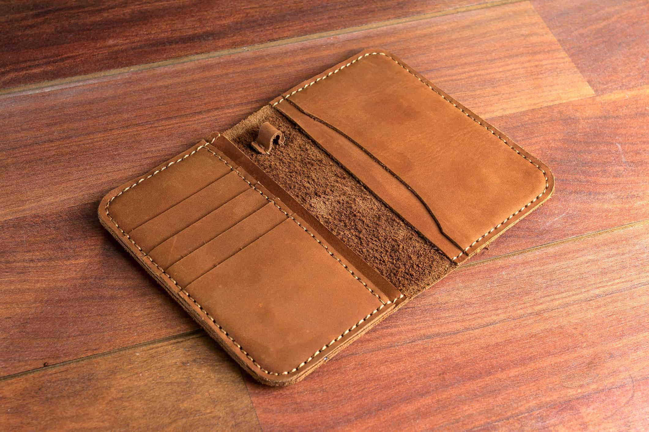 Leather Wallets: Slim Profiles with Maximum Functionality