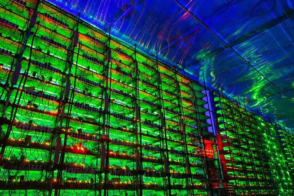 How Bitcoin Mining Works: Explanation and Examples - NerdWallet