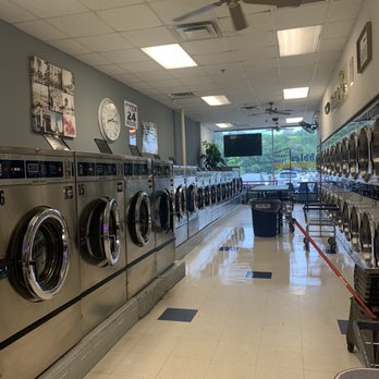 Home | Tons of Bubbles Laundromat, Inc.