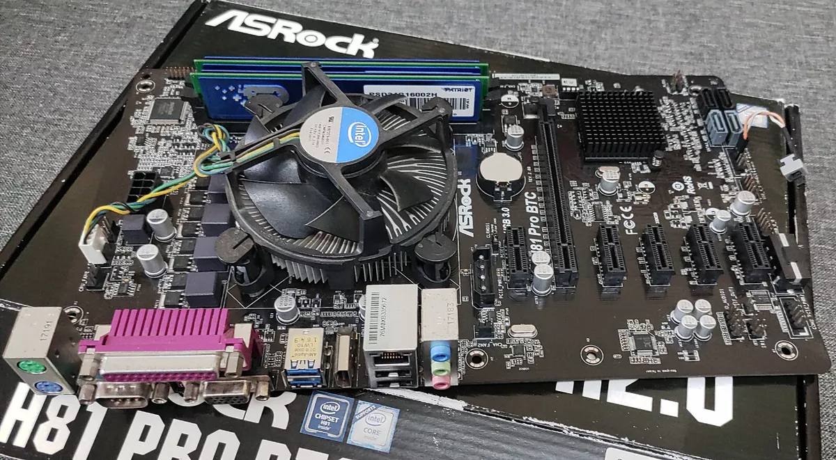 ASRock > Motherboard Compare Result