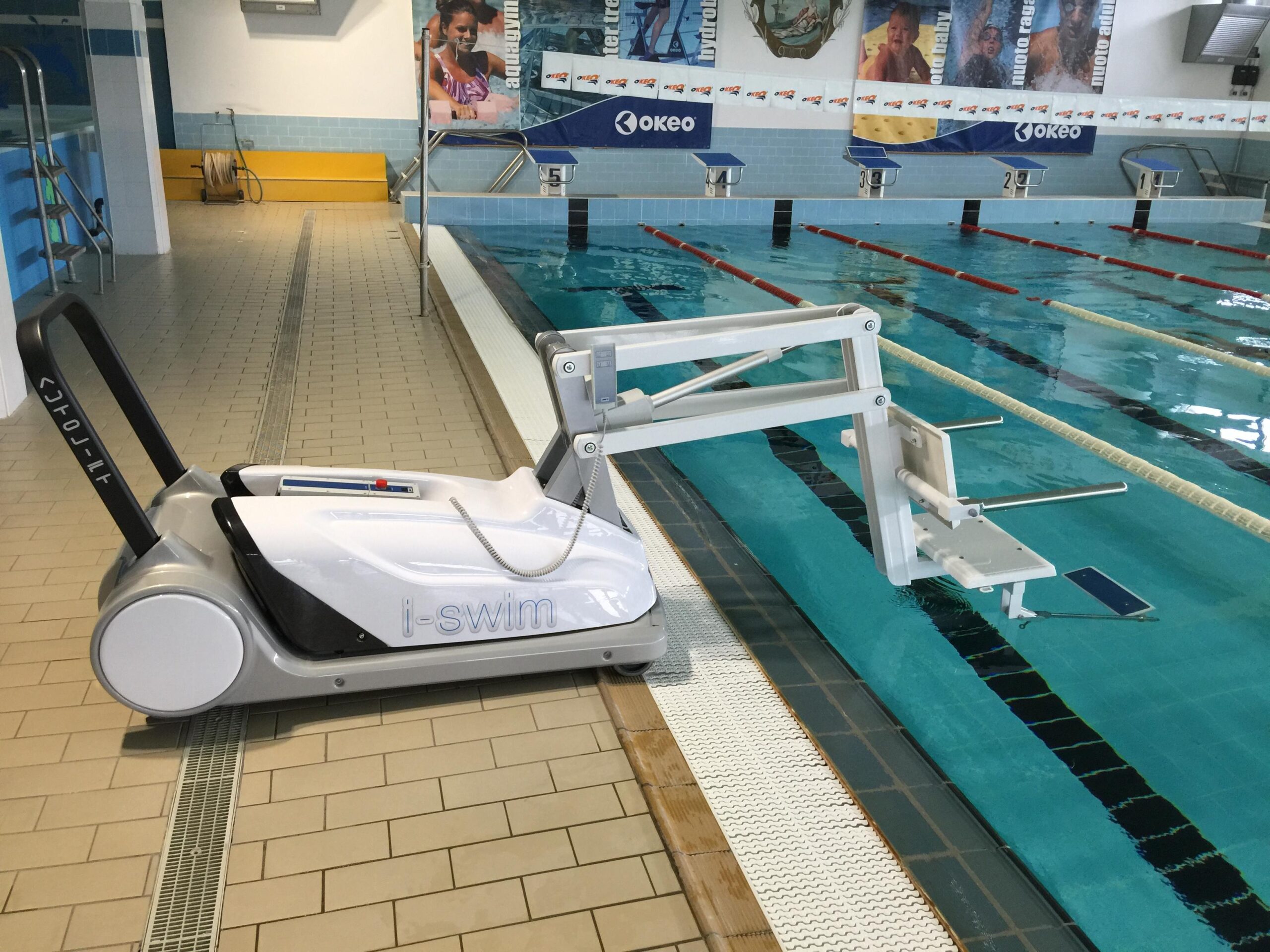 Movable Pool Floor Systems - AKVO Spiralift