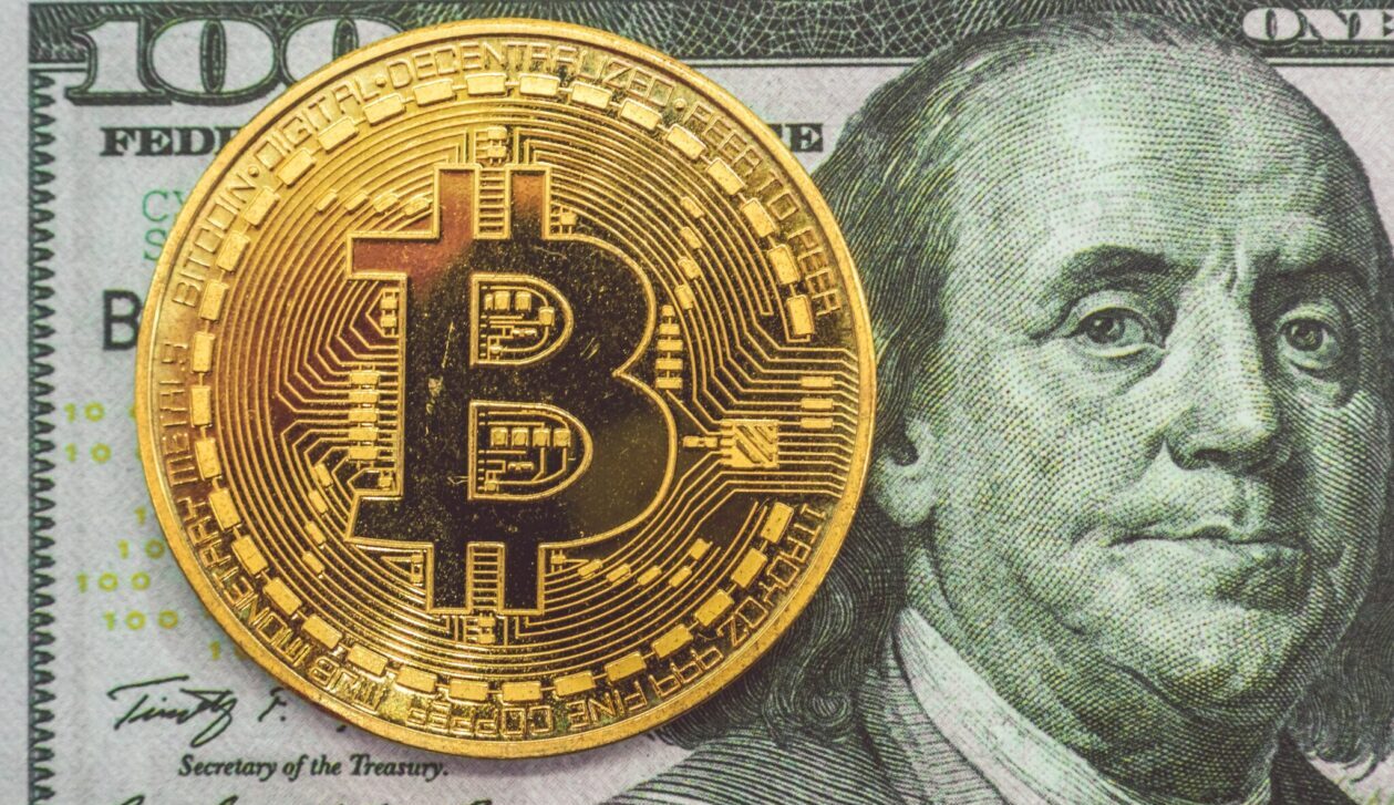 Convert BTC to USD: Bitcoin to United States Dollar