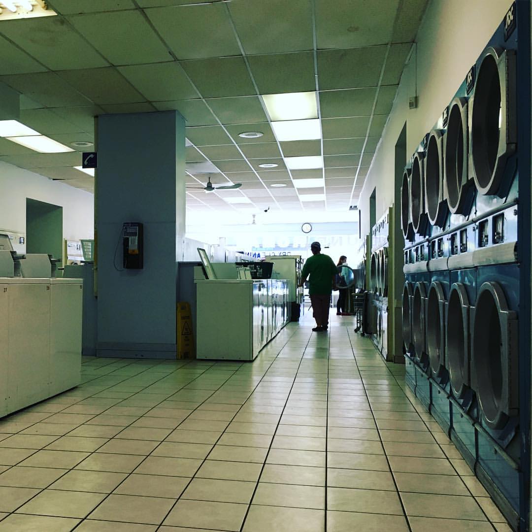 Sparkling Coin Laundry & Service | Home | West Los Angeles