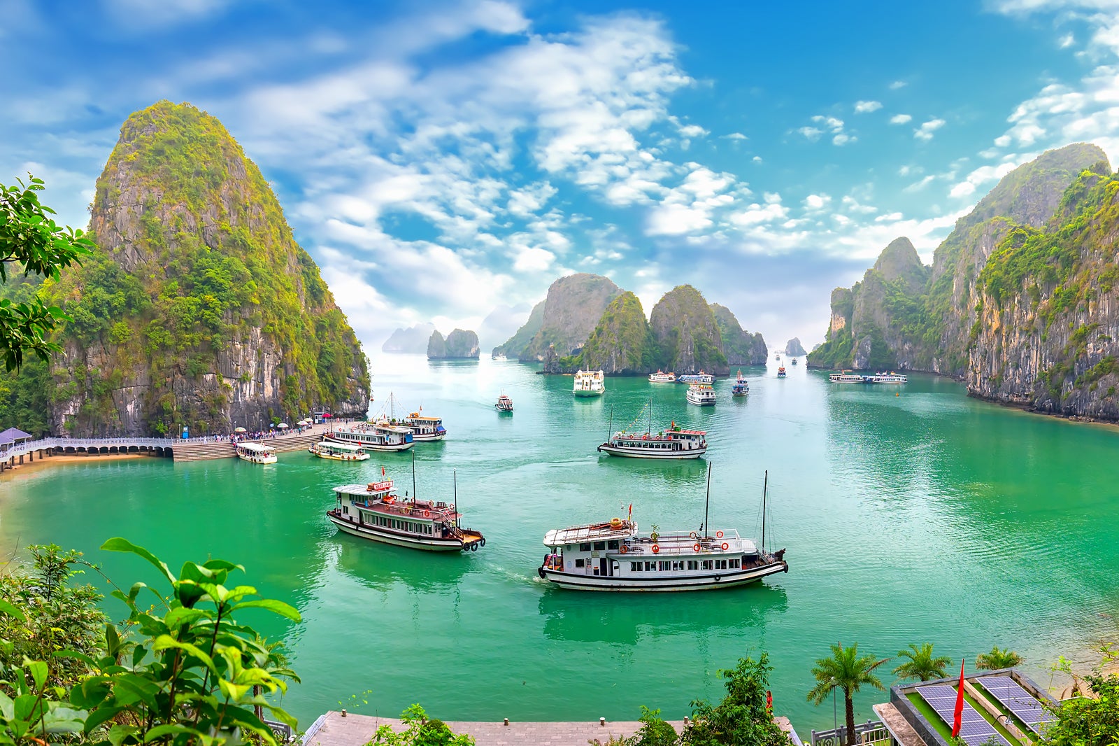 Halong Bay Cruises | Luxury Ha Long Bay Cruise Packages